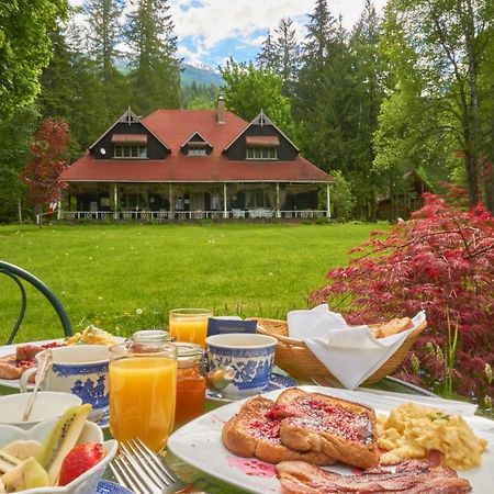 Hotel Wedgwood Manor And Glamping Retreat Crawford Bay Esterno foto