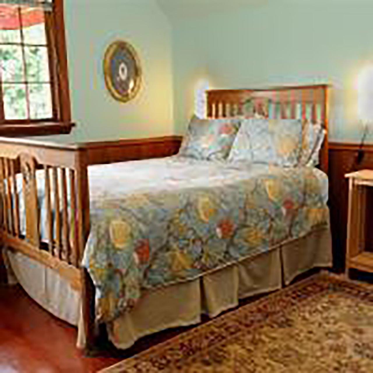 Hotel Wedgwood Manor And Glamping Retreat Crawford Bay Esterno foto