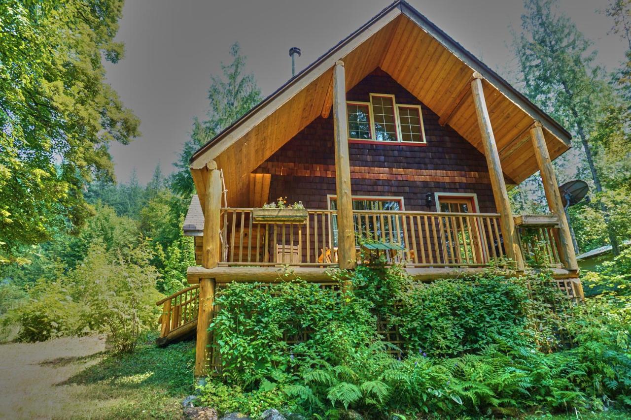 Hotel Wedgwood Manor And Glamping Retreat Crawford Bay Esterno foto