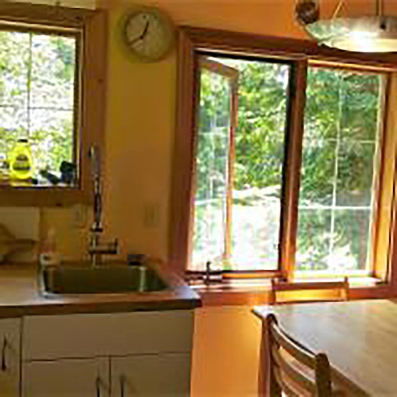 Hotel Wedgwood Manor And Glamping Retreat Crawford Bay Esterno foto