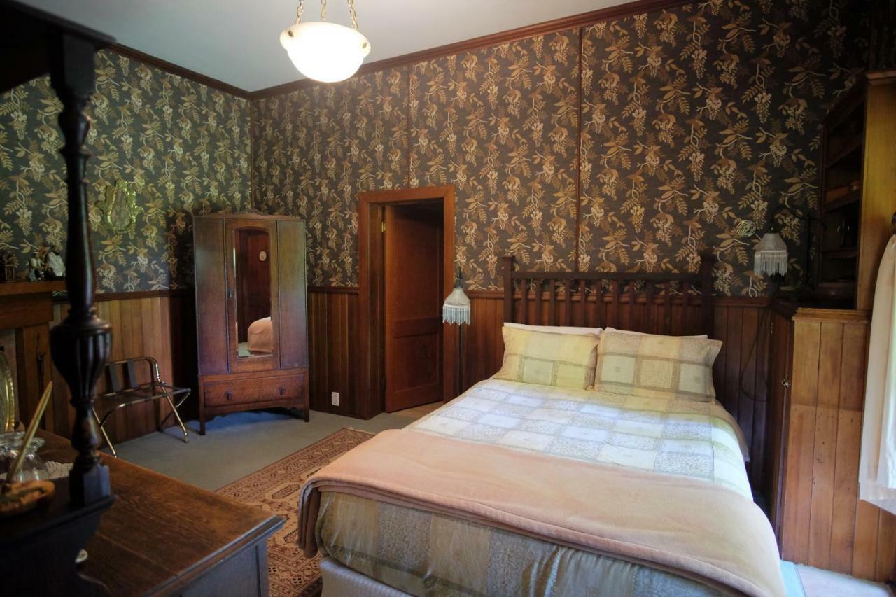 Hotel Wedgwood Manor And Glamping Retreat Crawford Bay Esterno foto