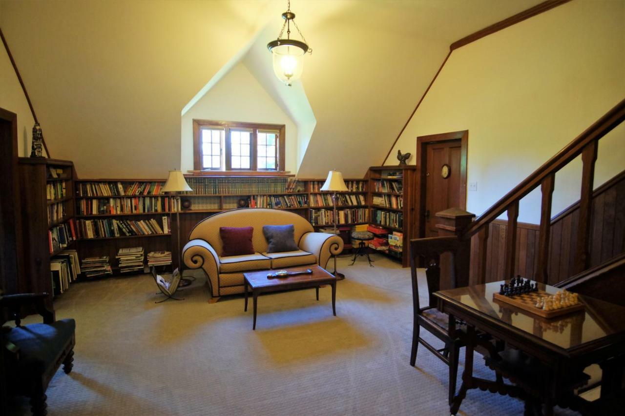 Hotel Wedgwood Manor And Glamping Retreat Crawford Bay Esterno foto